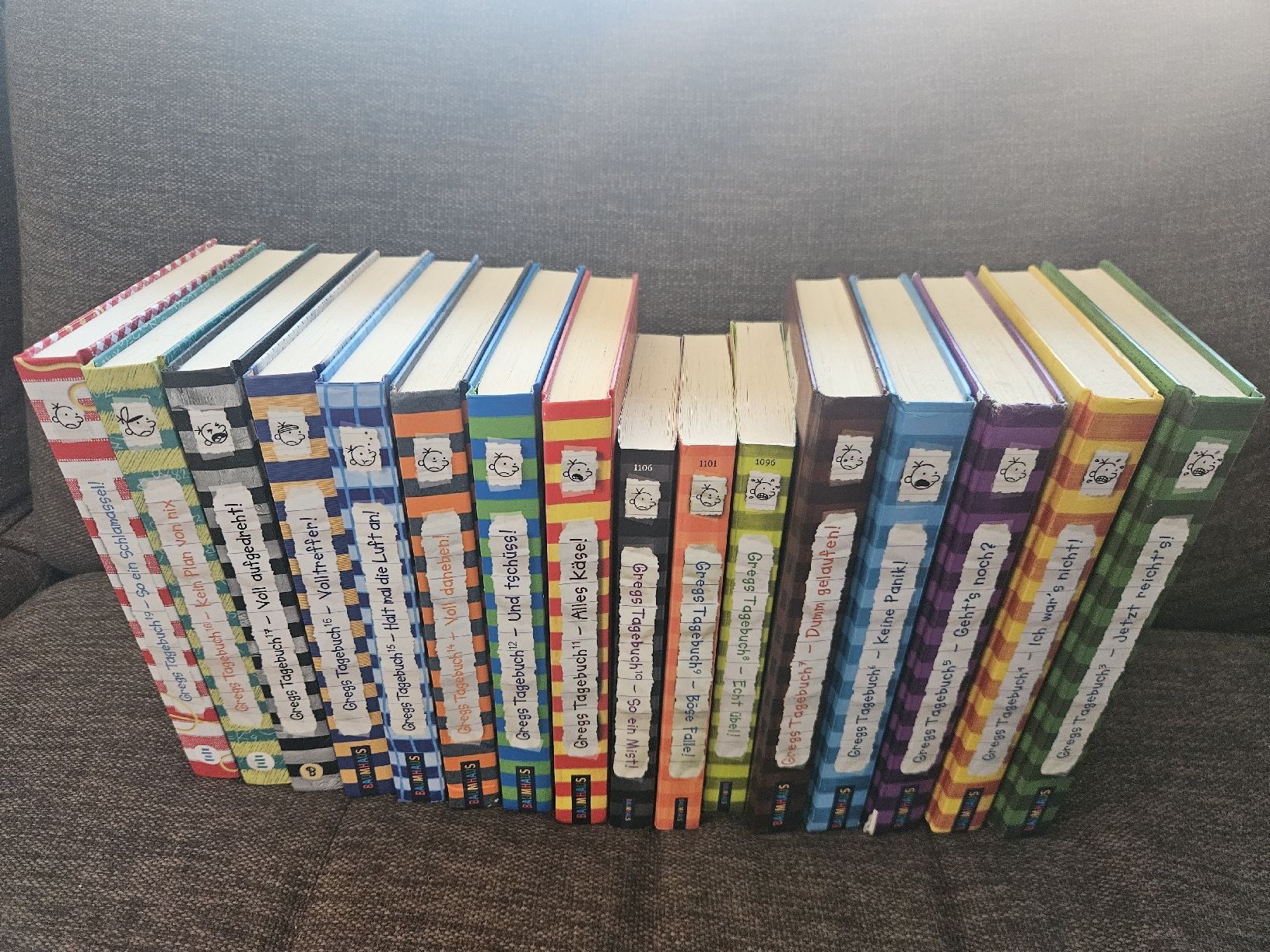 Libri: 16 × Gregs Tagebuch – Usato da Mühlethurnen venduto da Kurt74 1