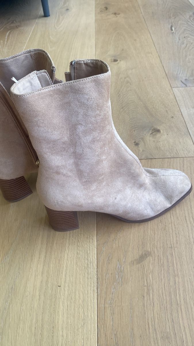 H&M Damenschuhe: Wildleder Stiefeletten, Grösse 40 – Neu (gemäss Beschreibung) aus Zürich von epe_ggn6 1