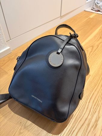 Emporio Armani Rucksack Damen Schwarz Leder guter Zustand