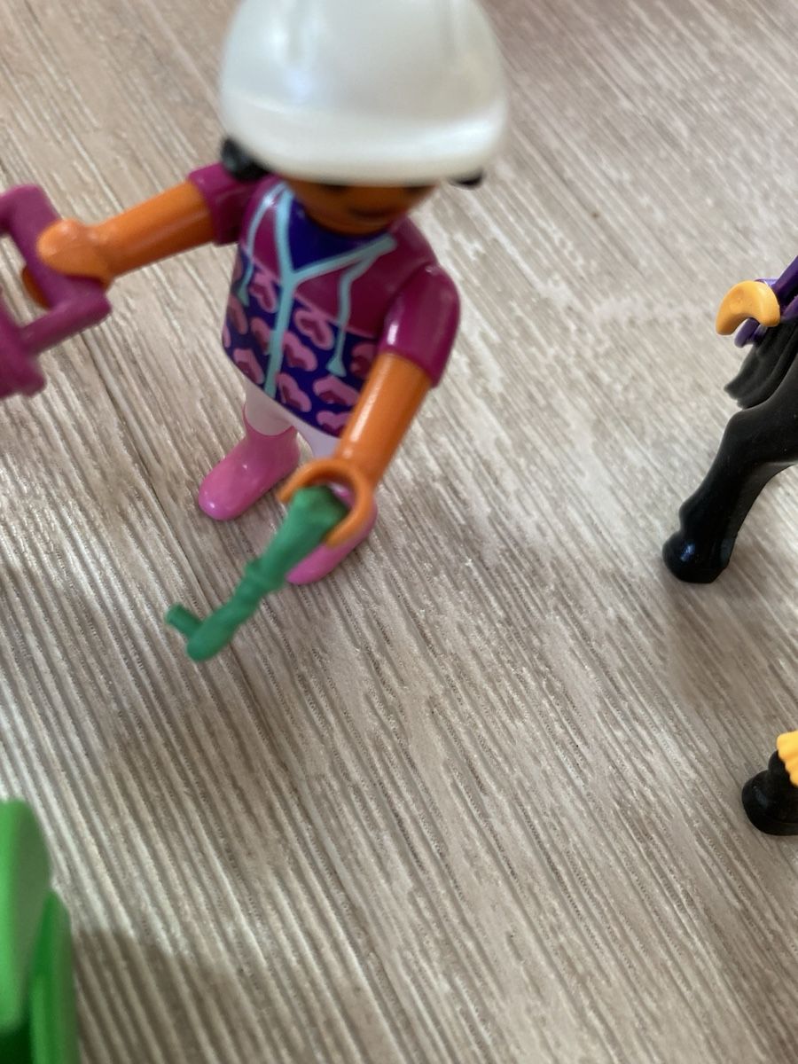 Playmobil Giocattoli: Playmobil Set: Pferdemädchen – Usato da Tenniken venduto da Bombadil8 7