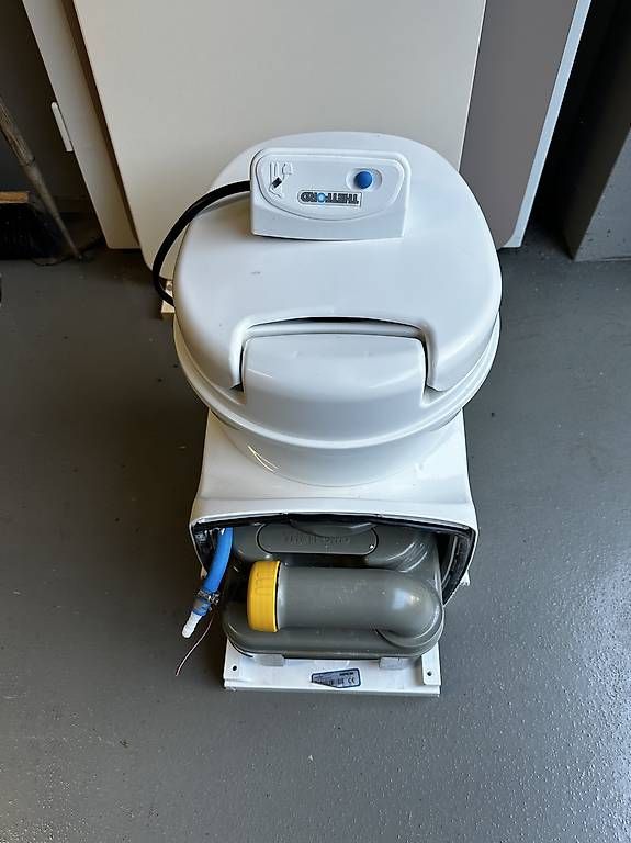 WC: Thetford C200 Toilette – Usato da Bern venduto da eveline123 1