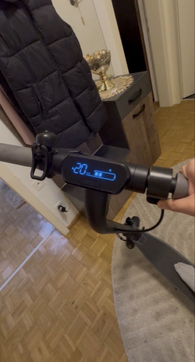 Elektromobile: Ninebot E2 – Neu (gemäss Beschreibung) aus Basel von Dima.K 2