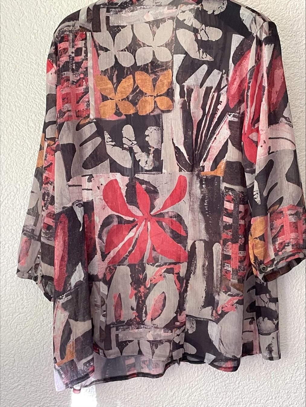 Camicette: 139 Bluse – Usato da Sion venduto da NoblesOfHelvetia 1