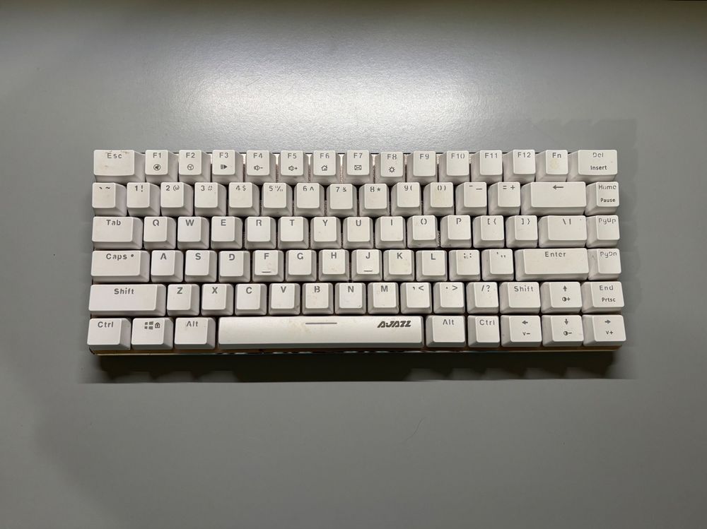 Ajazz x firstblood white keyboard (Gebraucht) in Zürich für CHF 20 ...