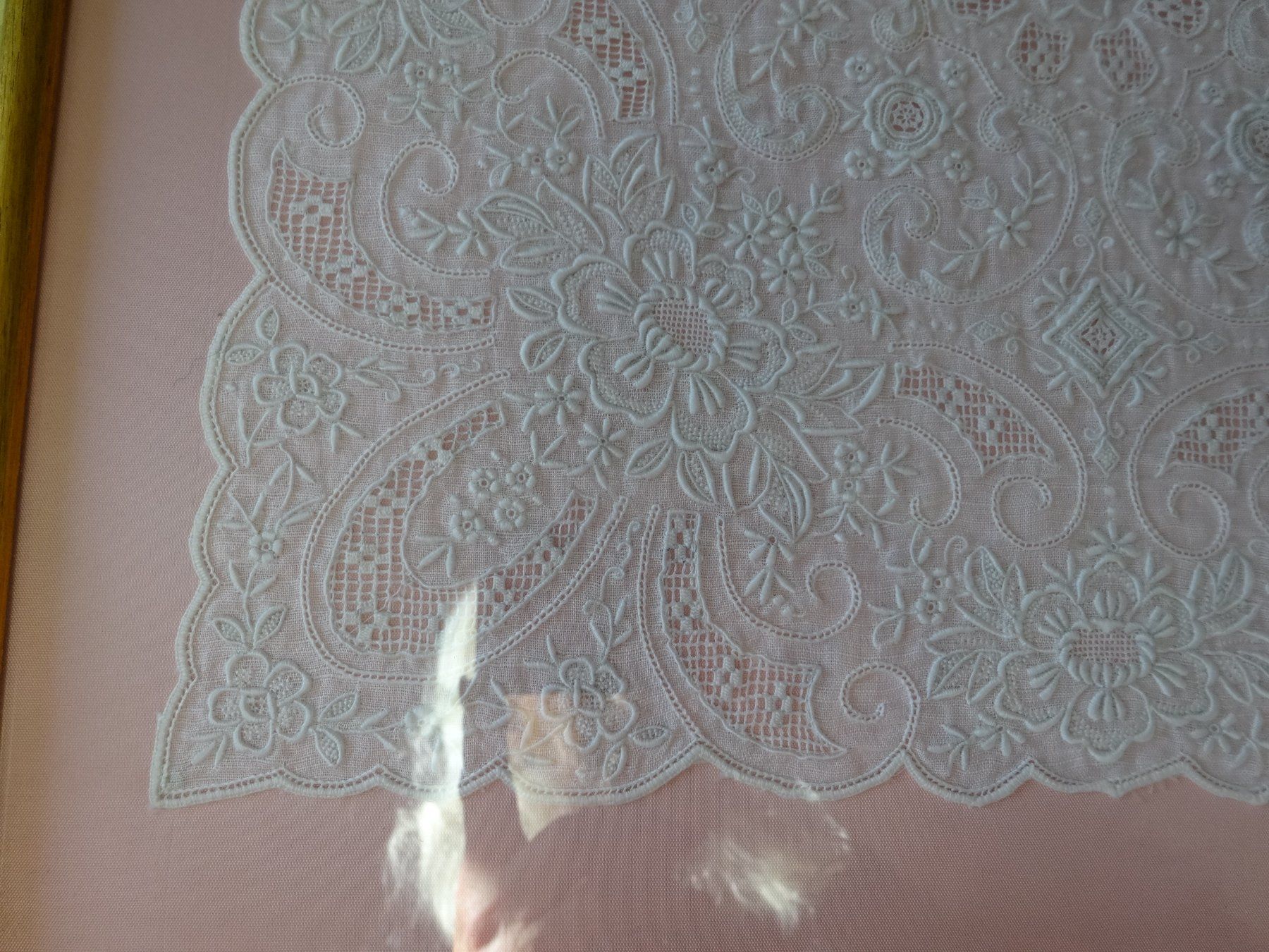 Toutes les décorations: 2 extraordinaires broderies – Neuf avec emballage d'origine à Biel/Bienne par milamila02 8