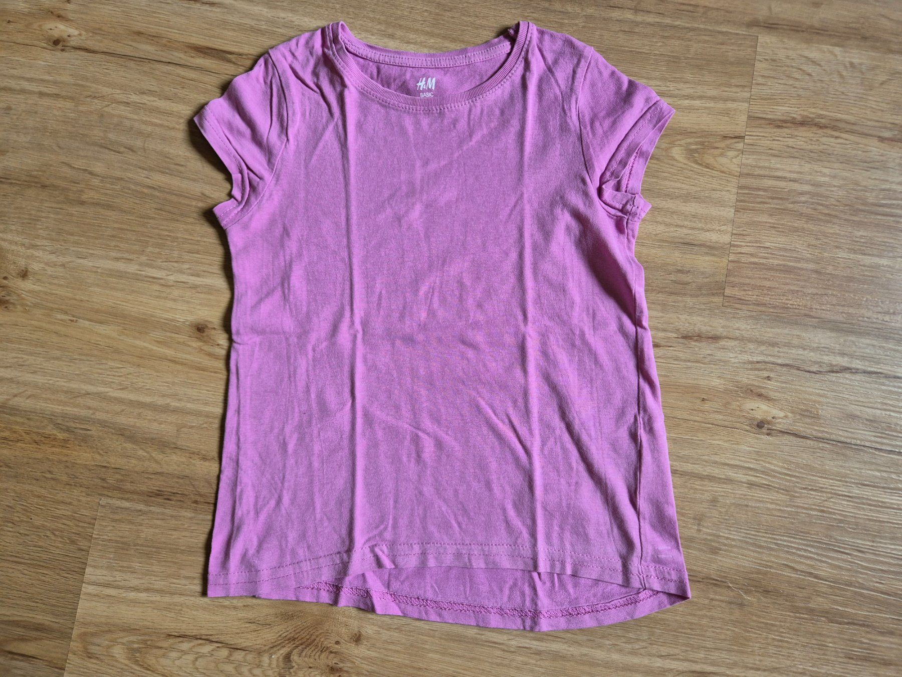 H&M Camicette, T-shirt & Top: T-Shirt Gr. 110/116 – Usato da Giswil venduto da 0G6 2