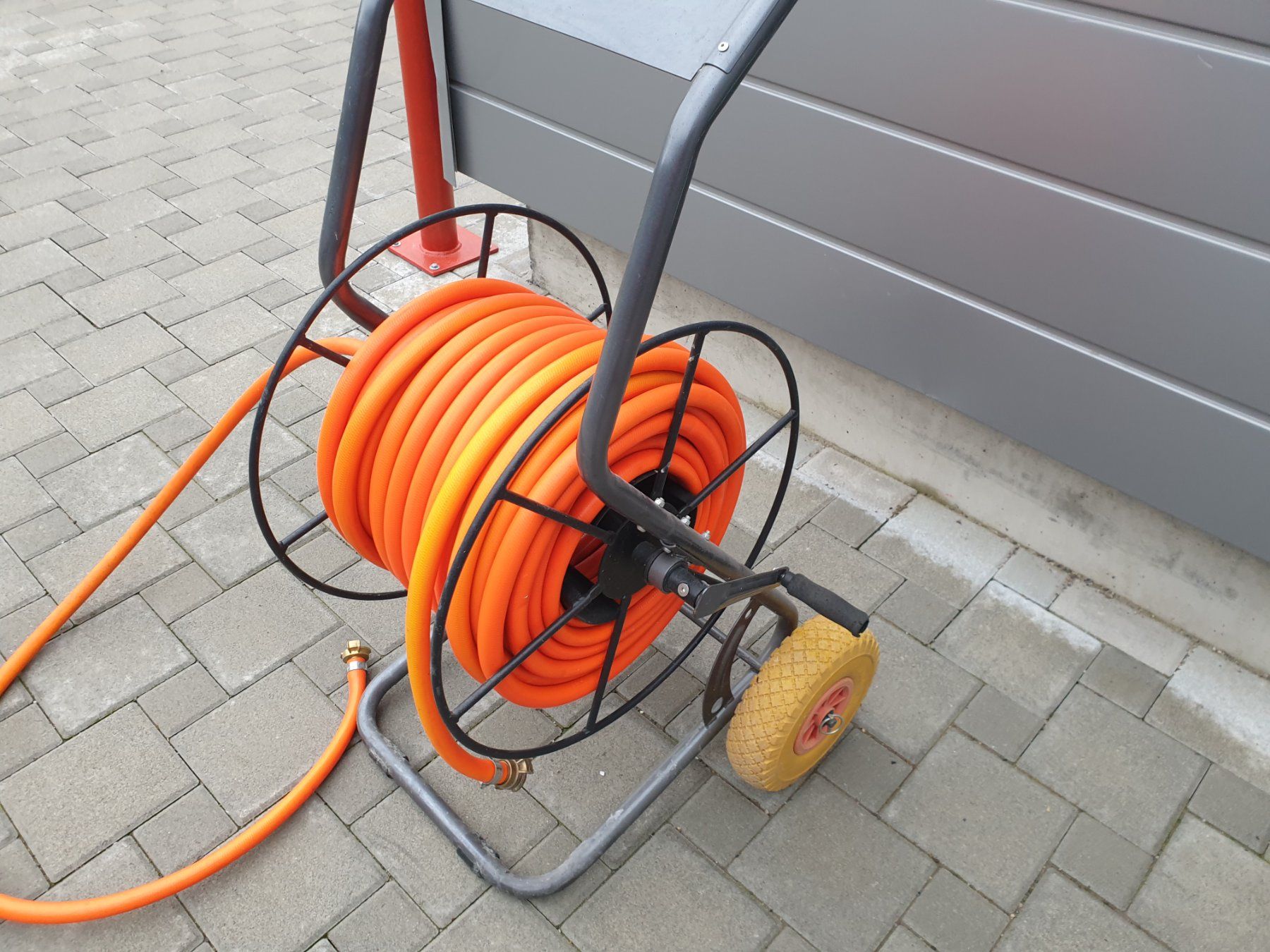 Rohre & Schläuche: Schlauchhaspel mit 45 m Schlauch – Gebraucht aus Turbenthal von  1