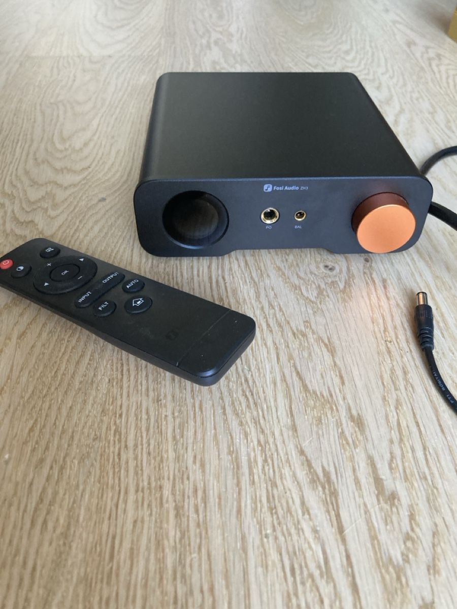 Amplificatori: Fosi Audio ZH3 – Usato da Winterthur venduto da Alpenwasser
