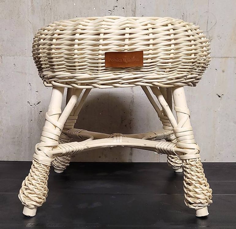 Hocker: Kinderhocker aus Weide Handgemacht NEU – Neu und originalverpackt aus Affeltrangen von b.fly.