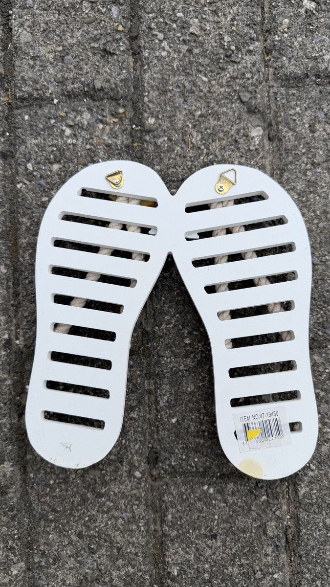 Alle Dekorationen: Dekorationsartikel Flip-Flop-Paar  – Gebraucht aus Veltheim AG von KimiSinger 1