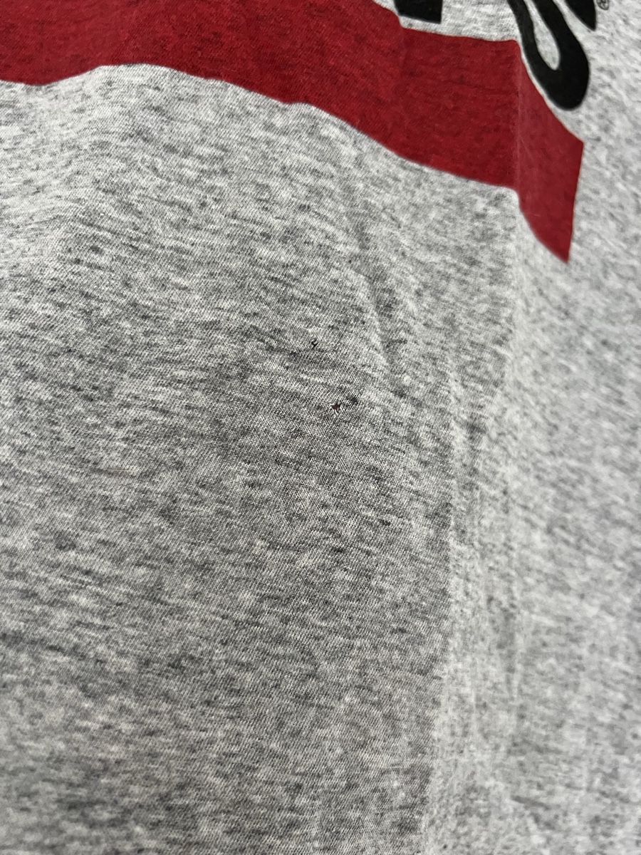 Levi's T-shirt: T-shirt Levi’s – Usato da Pregassona venduto da kat_zh5d 2