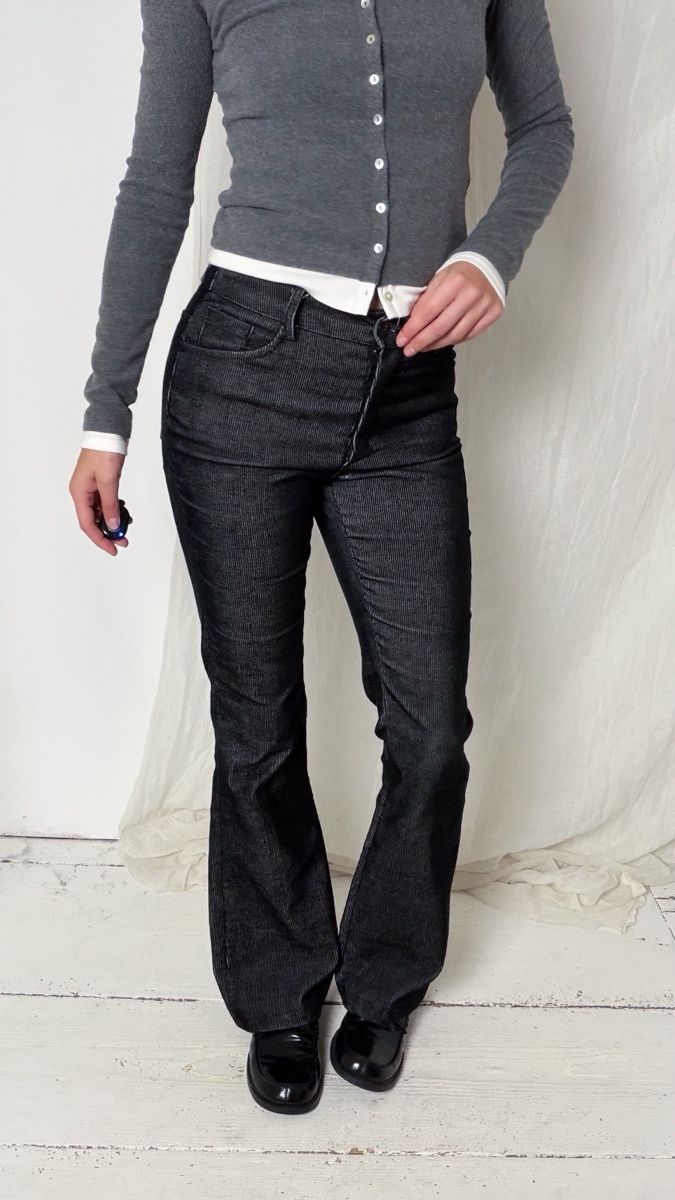 Jeans: Bootcut flared corduroy jeans – Gebraucht aus Knonau von Grapesvintage 2