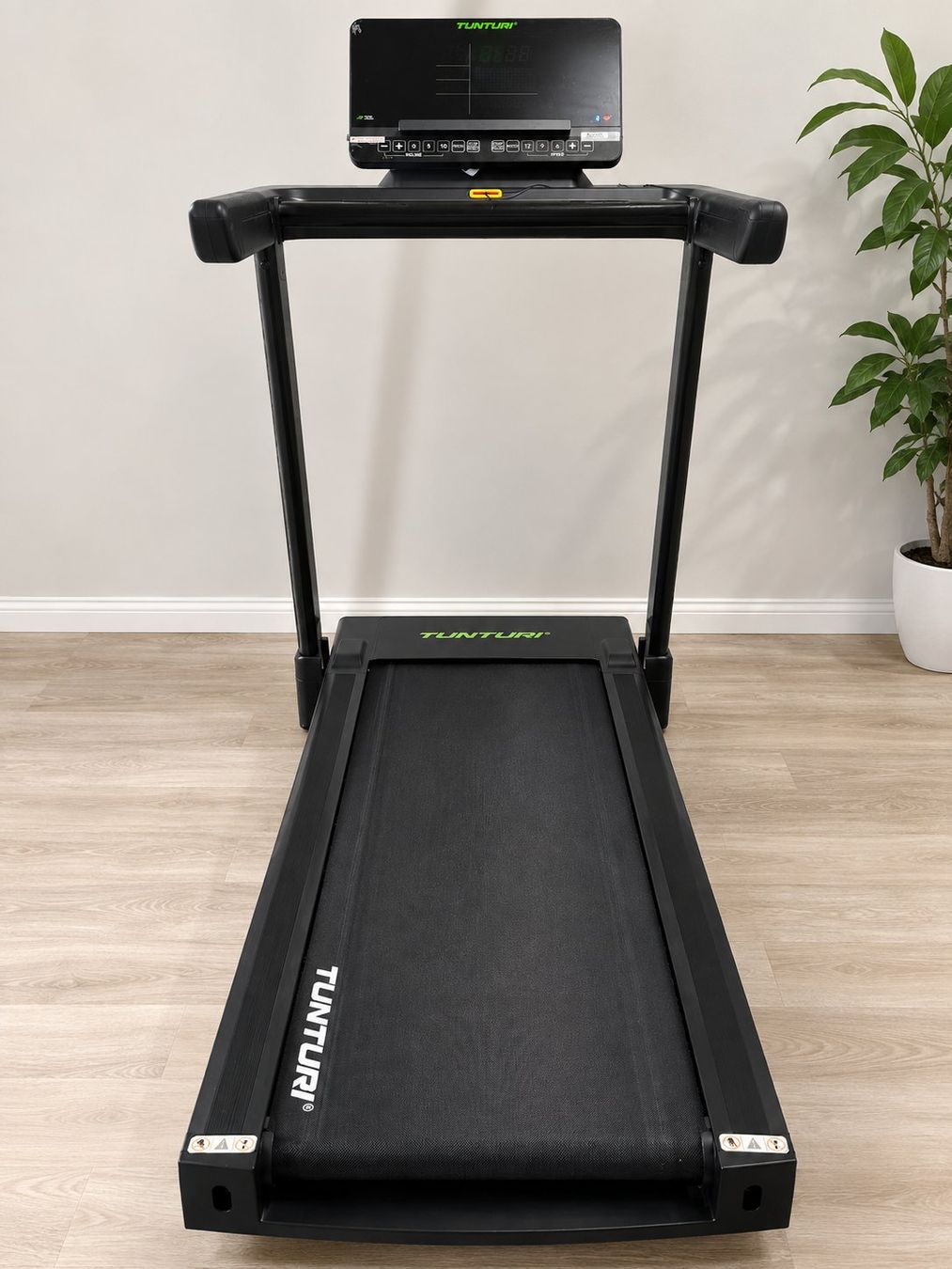 Tunturi Hometrainer: Tunturi Performance T60 Laufband klappbar Bluetooth – Usato da Zollikerberg venduto da maon1999