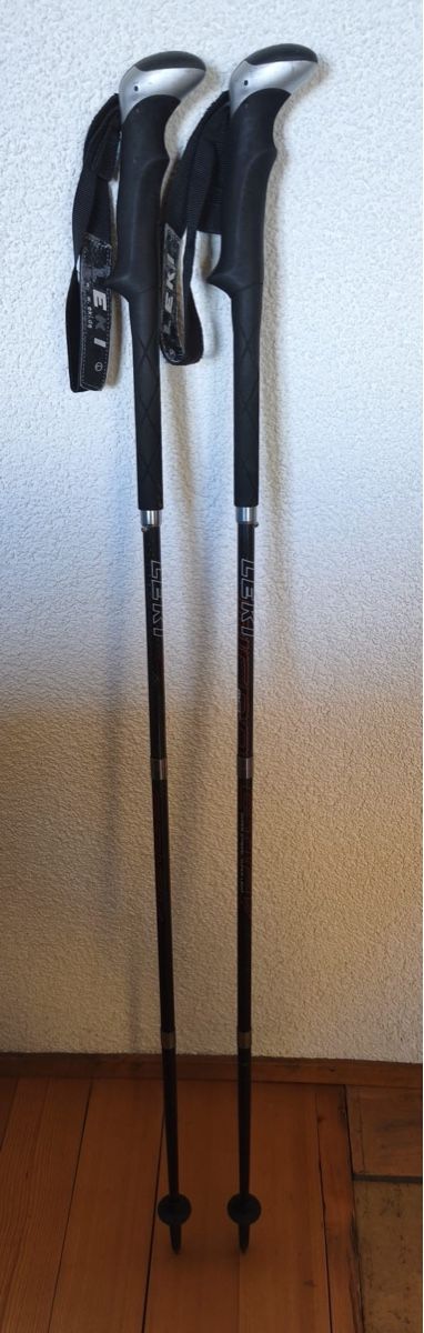 Leki Bâtons de marche: Bâtons Leki – D'occasion à Gorgier par Cchc