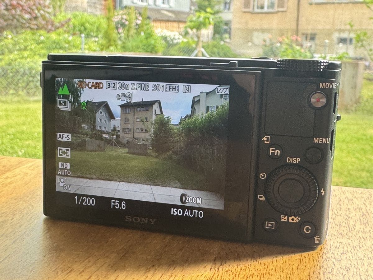 Sony Fotocamera: Sony RX100 III mit Sony Leder Hülle – Usato da Luzern venduto da Ex-Raudi 5
