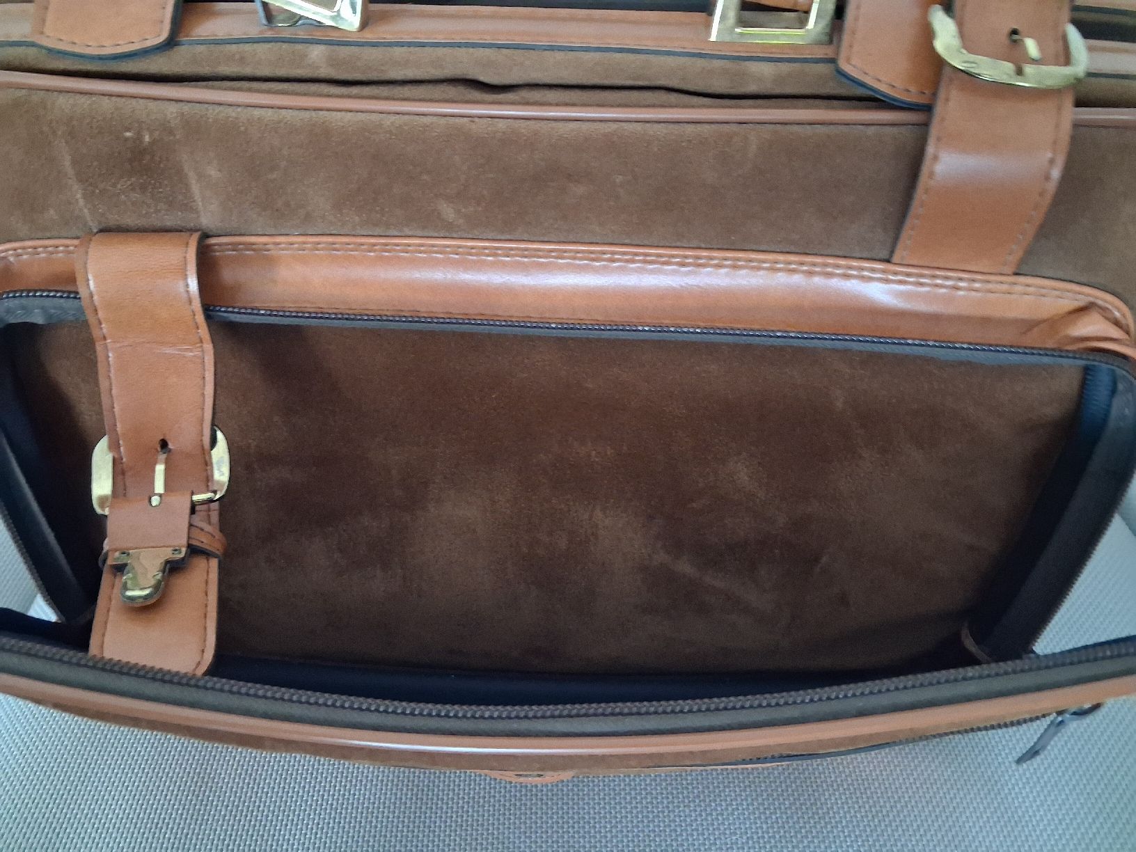 Borse: Borsa vintage – Usato da S. Antonio venduto da gio_lht8 4