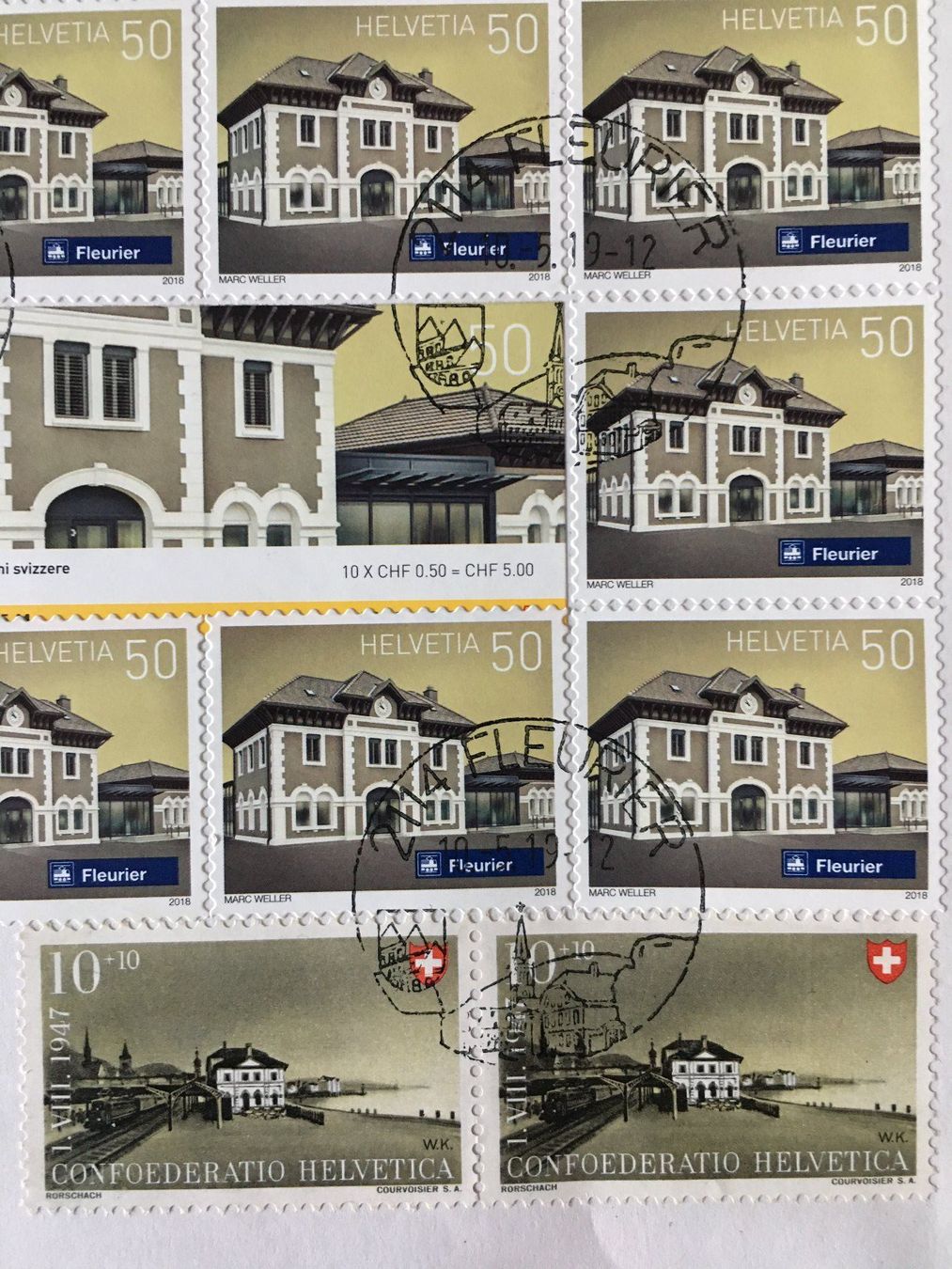 Tous les timbres: Schweizer Bahnhöfe 2018 Fleurier ZN 1690 + B35 ab Fleurier – D'occasion à Niederrohrdorf par leni29 2