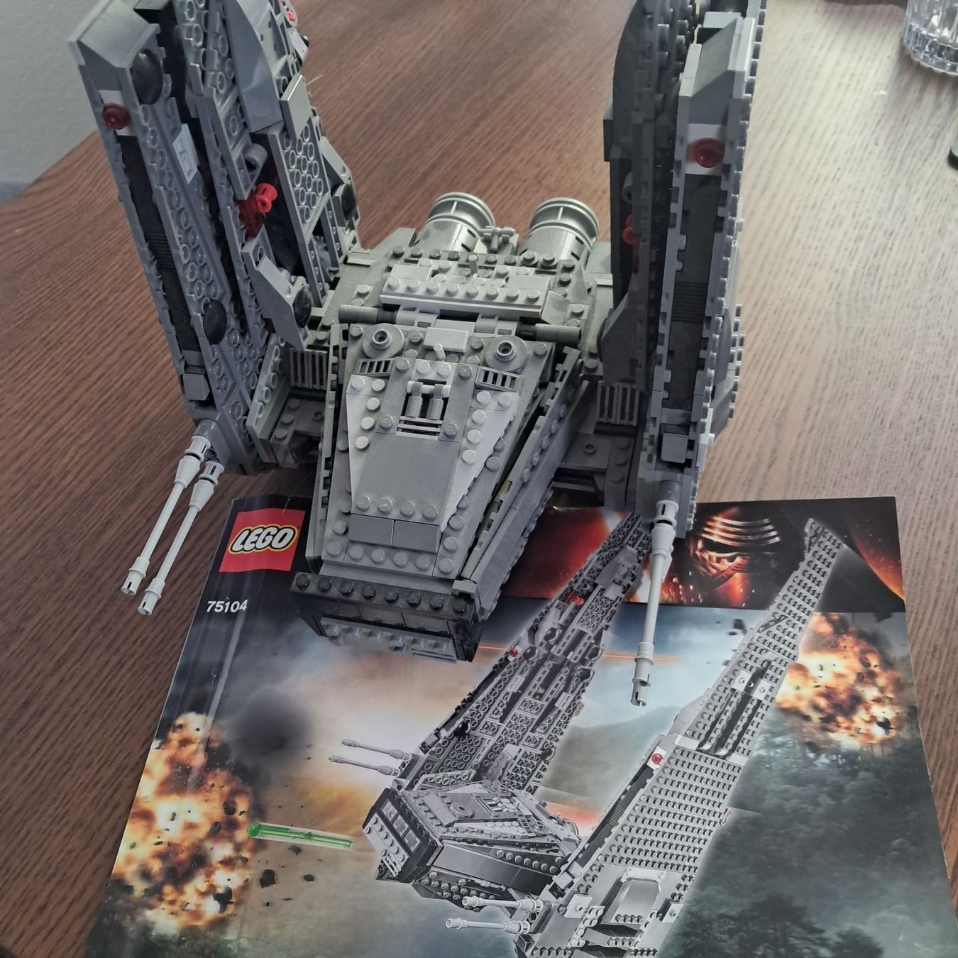 Lego Baukästen: Lego 75104 Kylo Ren's Command Shuttle – Gebraucht aus Luzern von dadude67 2