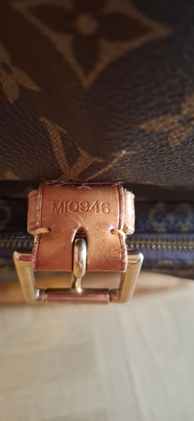 Louis Vuitton Rucksäcke: Louis Vuitton Rucksack Montsouris GM Monogram Canvas – Gebraucht aus Horgen von Sale030 2