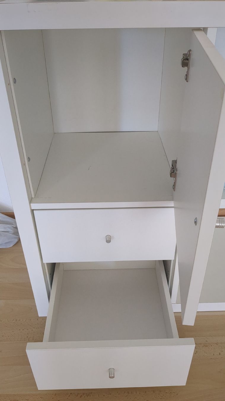 Ikea Armoires: Kallax Storage Unit White Used Condition – D'occasion à Untersiggenthal par nag_mxh8 2