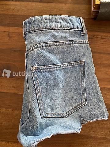 H&M Jeans: Shorts – D'occasion à Luzern par oli_6x2r