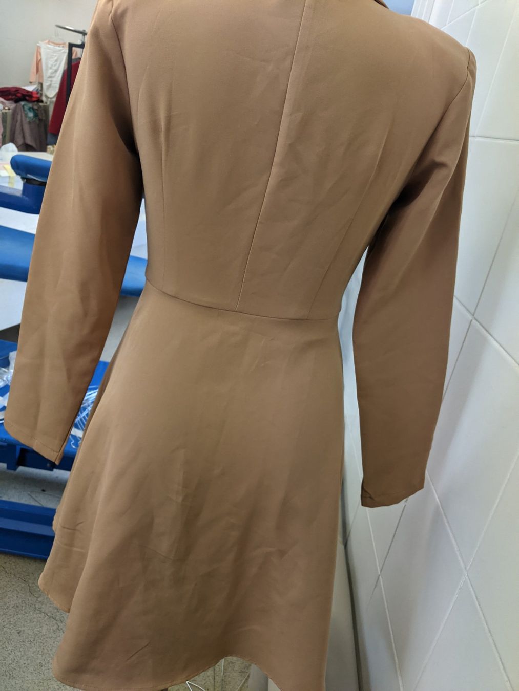 Robes: Bürokleid GR S – Neuf (Voir description) à Langnau am Albis par Judithsebi 5