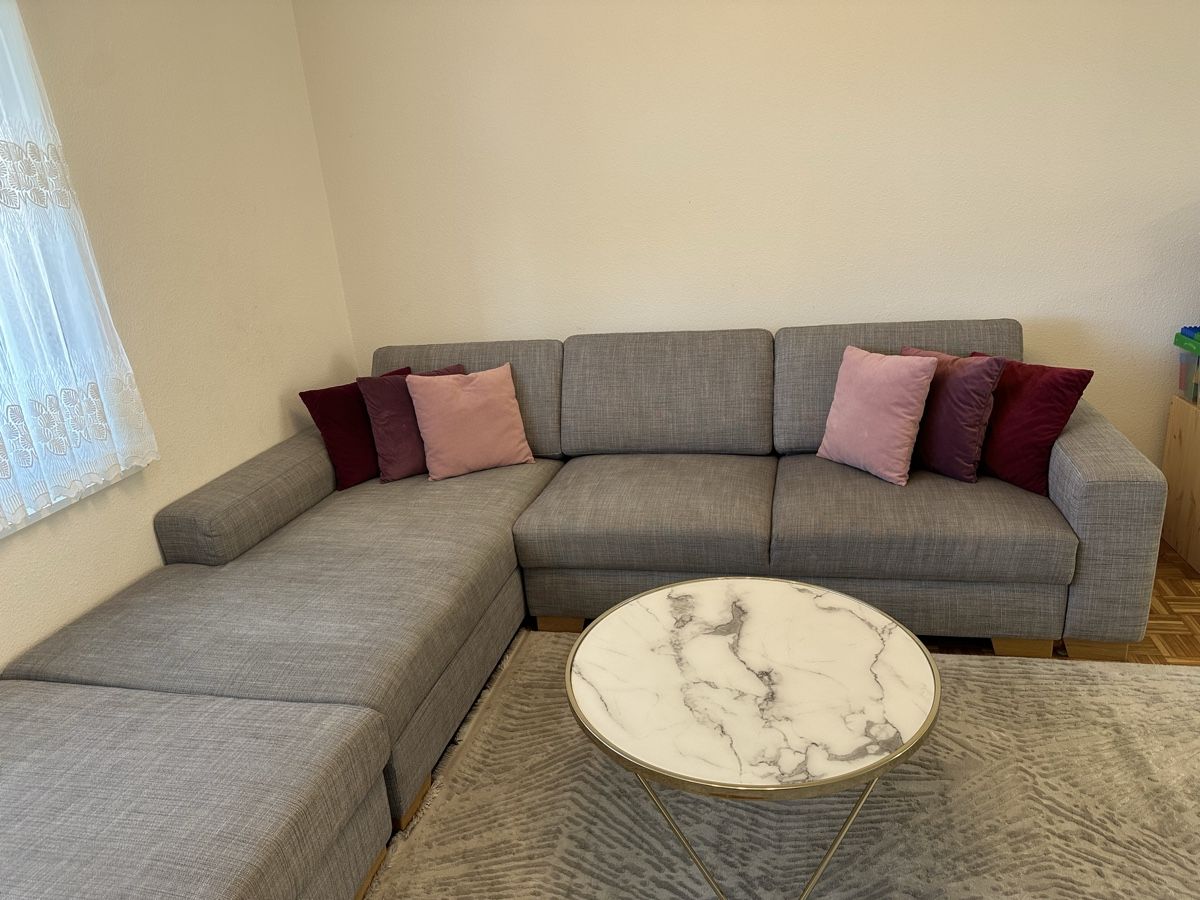 Divani: IKEA SÖRVALLEN Sofa mit Recamiere links + Hocker – Usato da Brüttisellen venduto da naz_5wdh 1