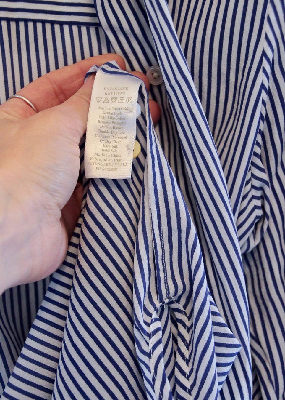 Camicette: Seidenbluse von Everlane – Usato da Buchs AG venduto da shoplio 5