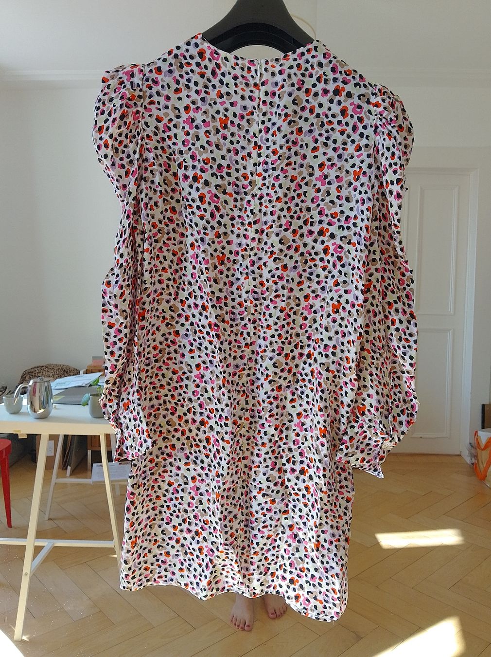 Arket Vestiti: robe été Arket imprimé léopard – Usato da La Chaux-de-Fonds venduto da youplavie 3