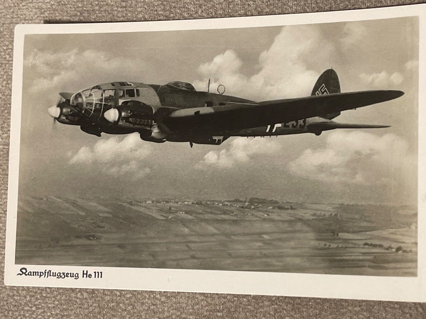 Poster & Bilder: Henschel He 111 Echtfoto Karte – Gebraucht aus Elsau von isidobrany09