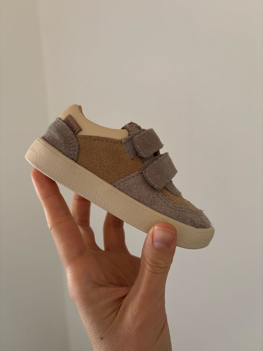 Scarpe per ragazzi: Baby sneakers leather size 21 – Nuovo e nell'imballaggio originale da Villard-sur-Chamby venduto da kamila_1024 2