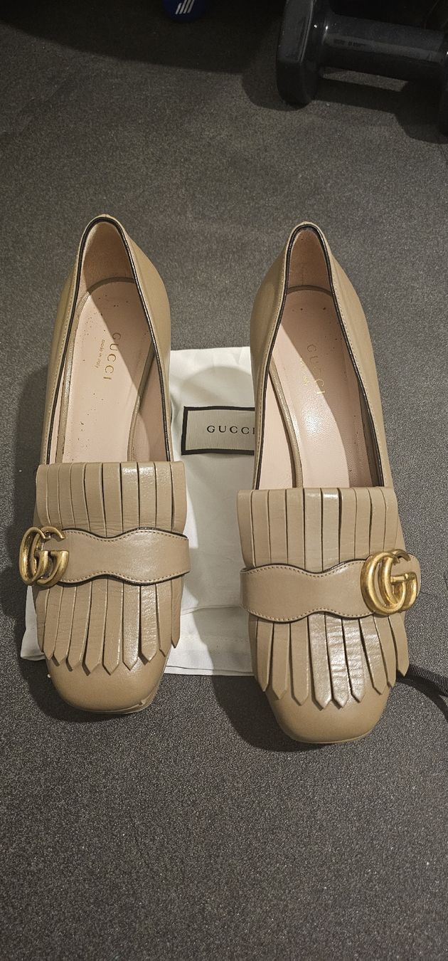Gucci Damenschuhe: Gucci Mamont 38 5 – Gebraucht aus La Tour-de-Peilz von mcp_w7rw