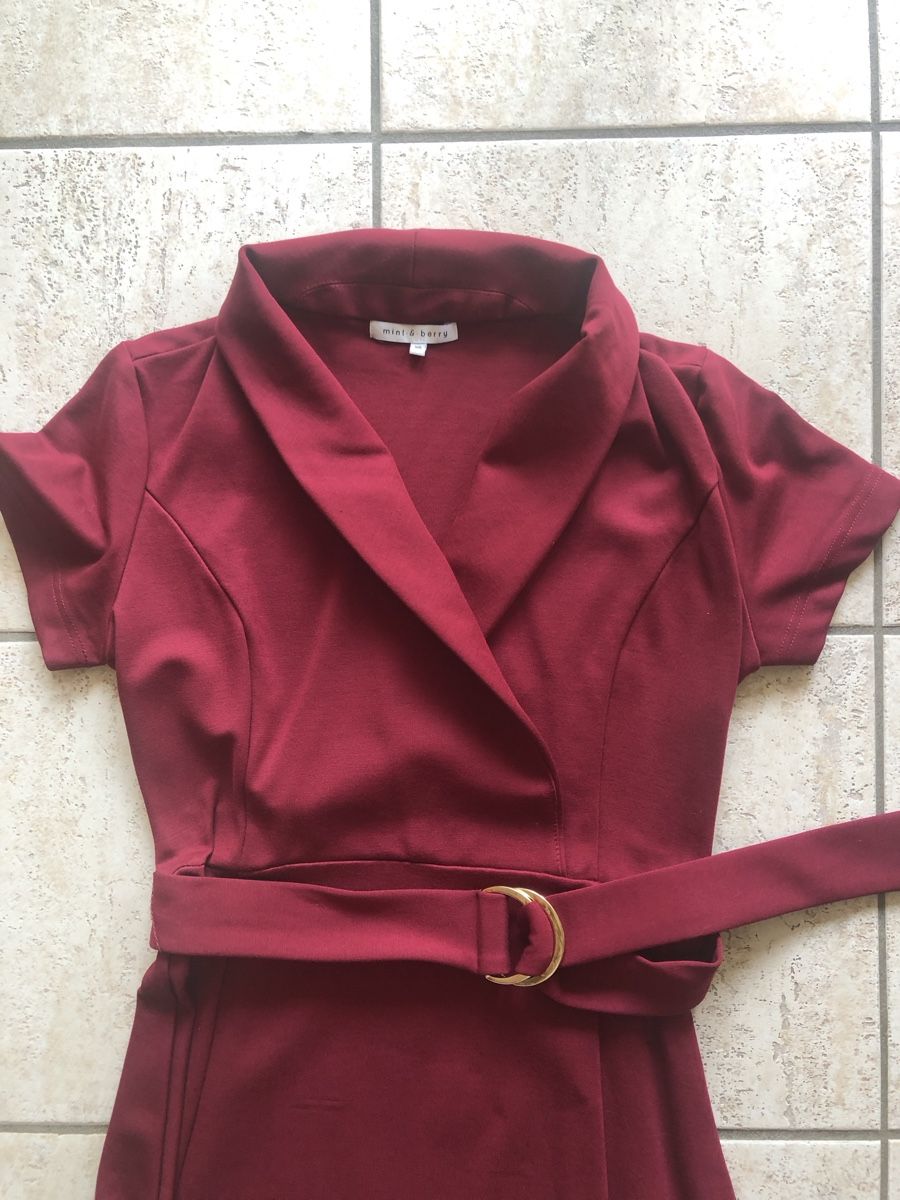 Mint & Berry Vestiti: Mint & Berry - Kleid - S – Usato da Chêne-Bourg venduto da sienna8245