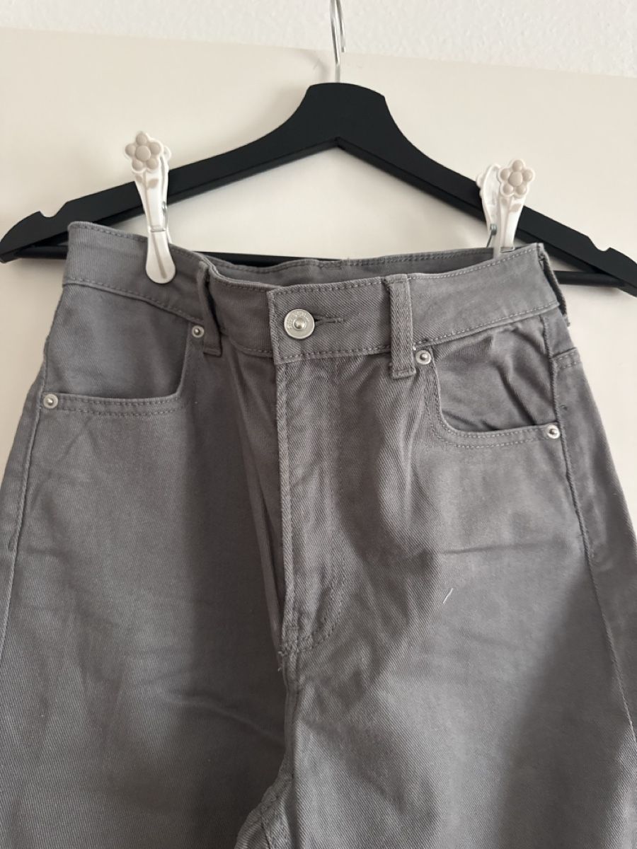 H&M Jeans: Damen Jeans Hose Grau Grösse 36 – Nuovo (secondo la descrizione) da Steinach venduto da serayyilmaz 3