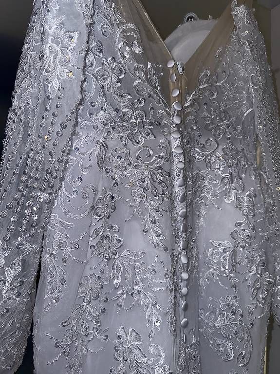Kleider: Hochzeitskleid  – Gebraucht aus Gränichen von nes_2lpd 1