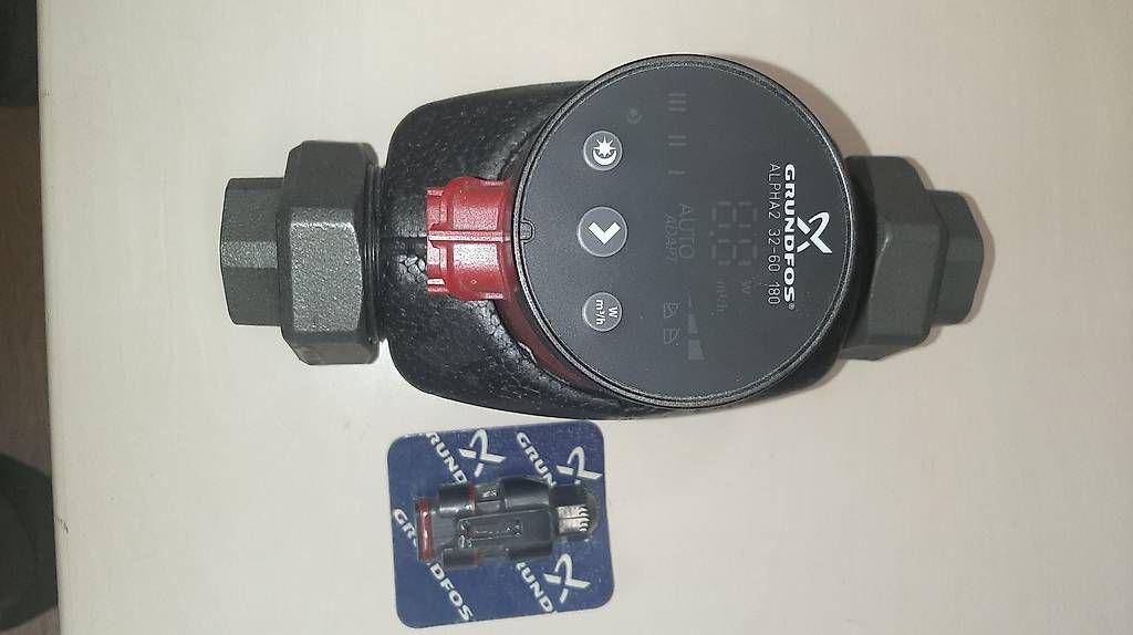 Grundfos Riscaldamento: Grundfos Alpha2 32-60 180 – Usato da Ricken SG venduto da Bobo66 2