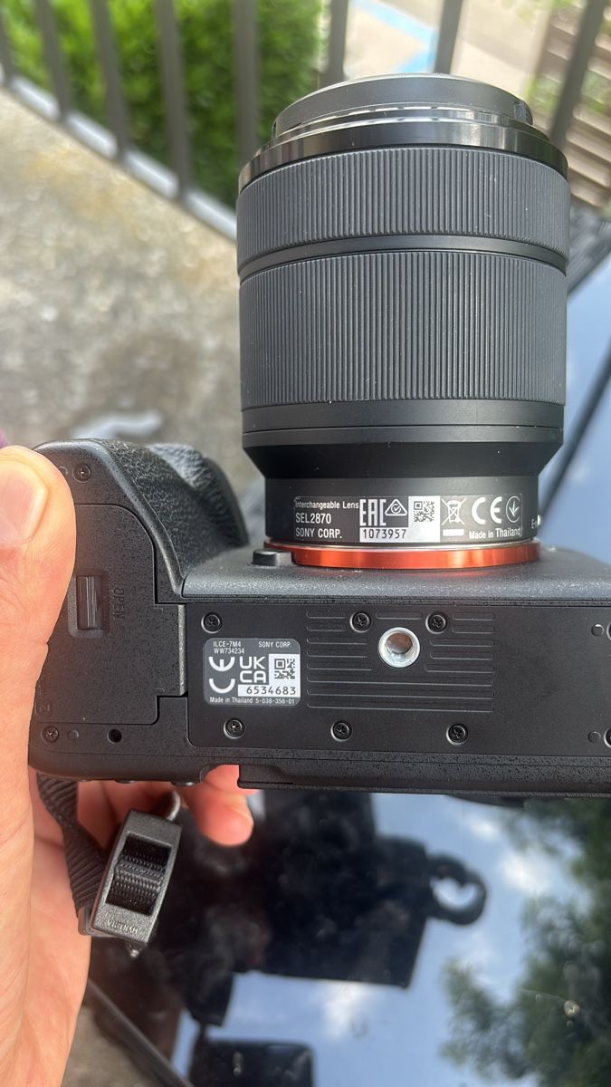 Sony Fotocamera: Sony Alpha 7 III Vollformat-Kamera mit 28-70mm Objektiv – Nuovo e nell'imballaggio originale da Ostermundigen venduto da aza_lm9v 2