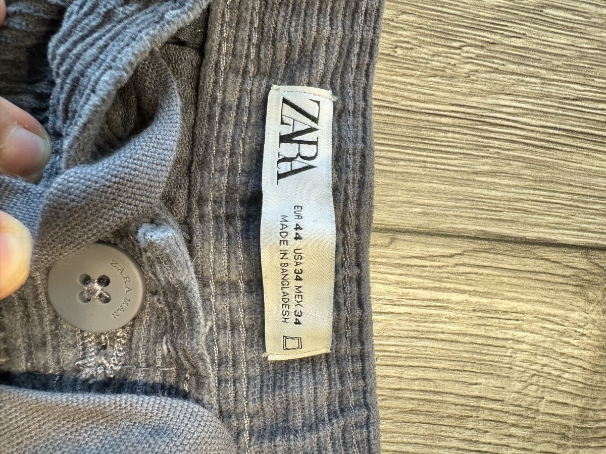 Zara Pantaloni: Zara Cordhose Dunkelblau – Usato da Villmergen venduto da van_xv9t 2