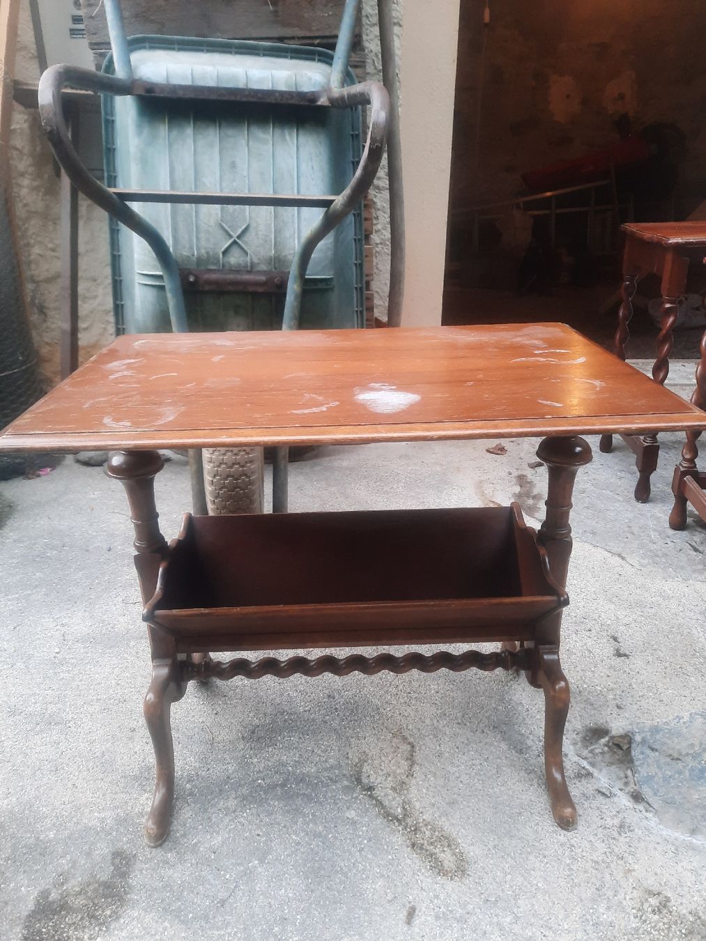 Tische: Table de salon – Gebraucht aus Vernamiège von PraDeNautz-laCave 1