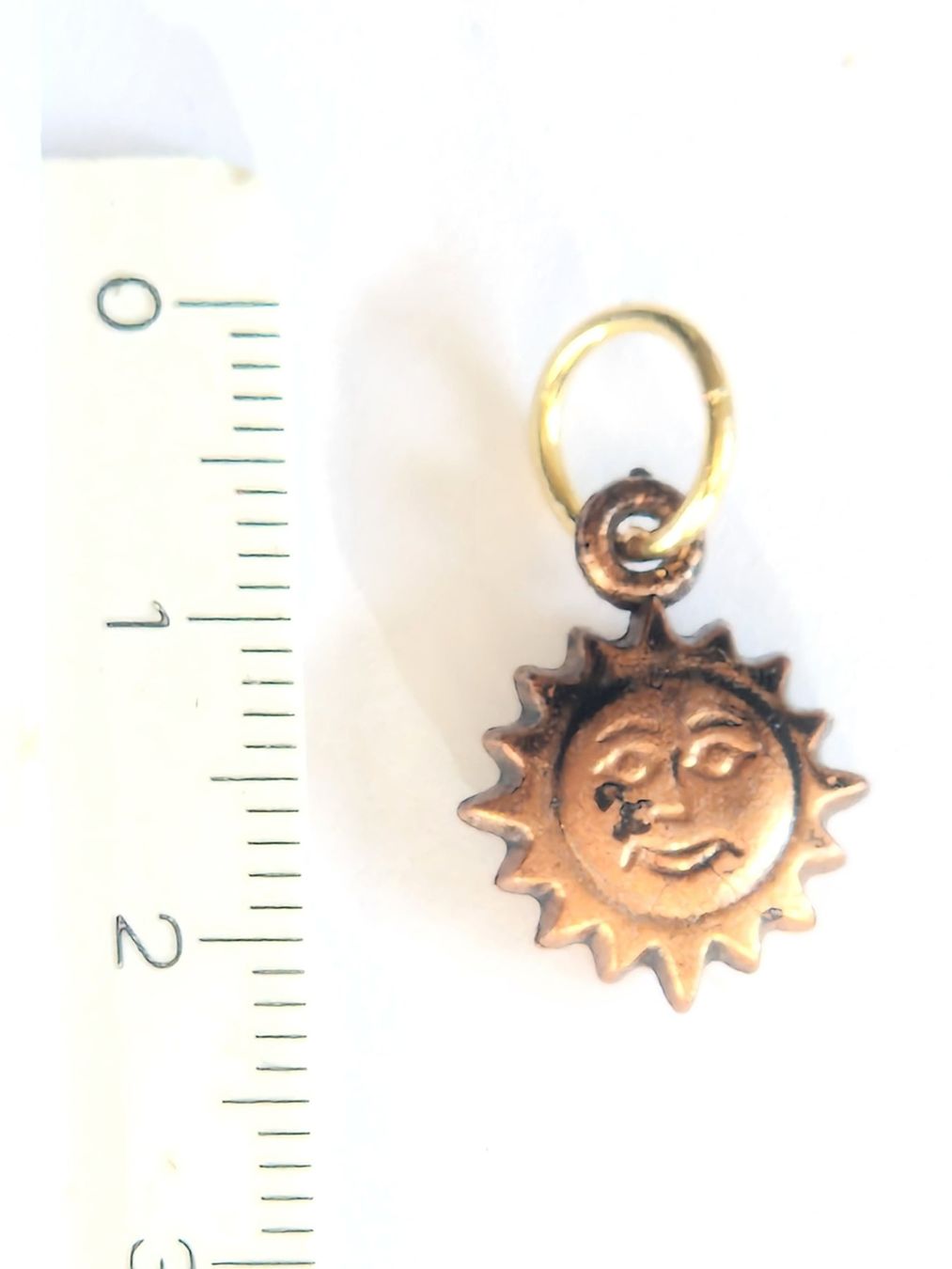 Ciondoli: Schmuckanhänger Sonne – Usato da Nänikon venduto da kriki 1