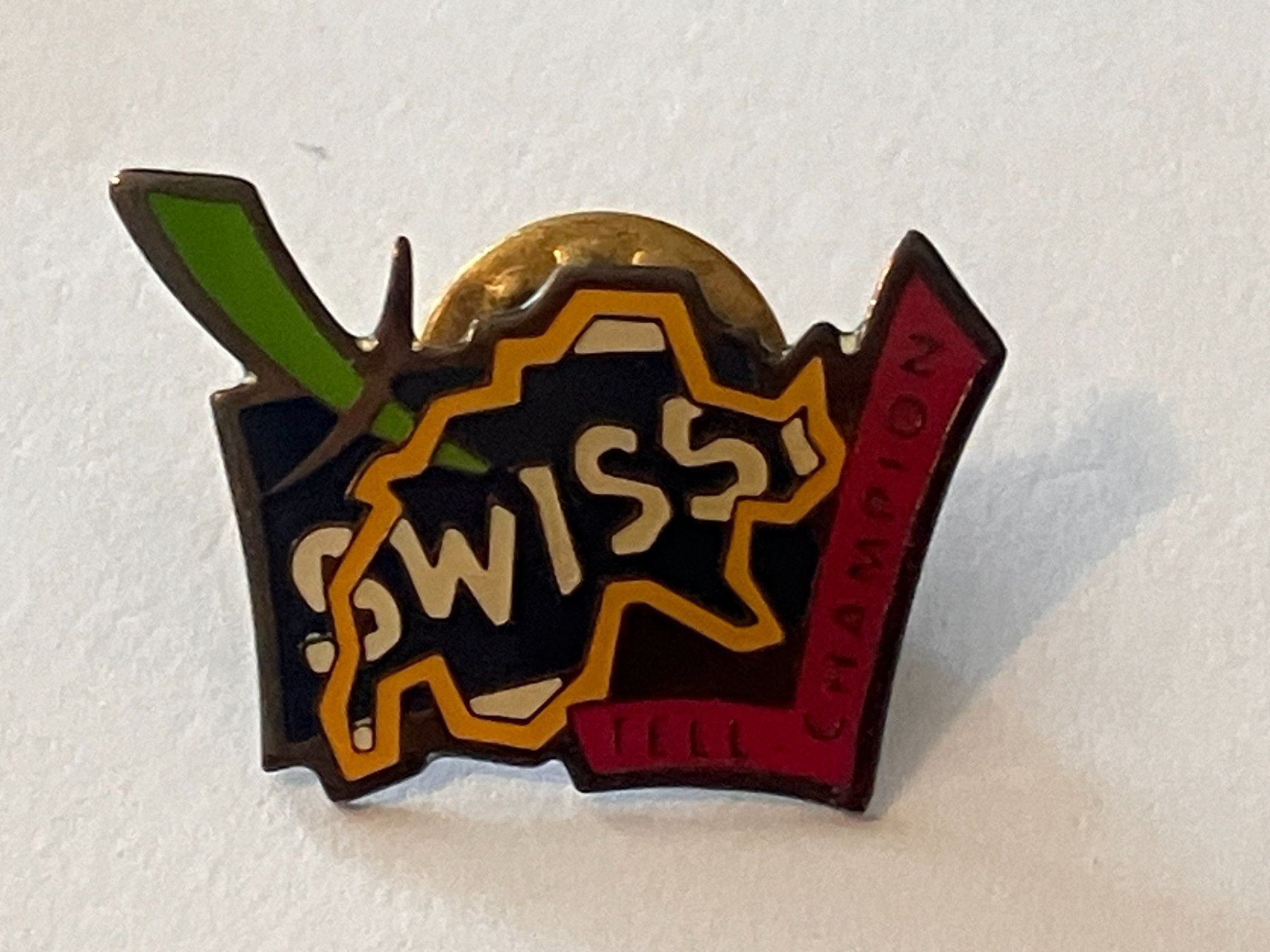 Plaquettes & Badges: 1 Pin Swiss Tell Champion – D'occasion à Basel par djwwpp