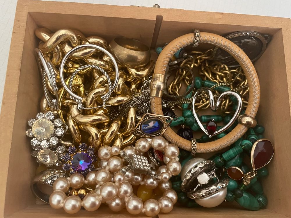 Lot De Bijoux Vintage Récents Et Anciens, à Détourner, Porter Ou Restaurer - Lbb0037