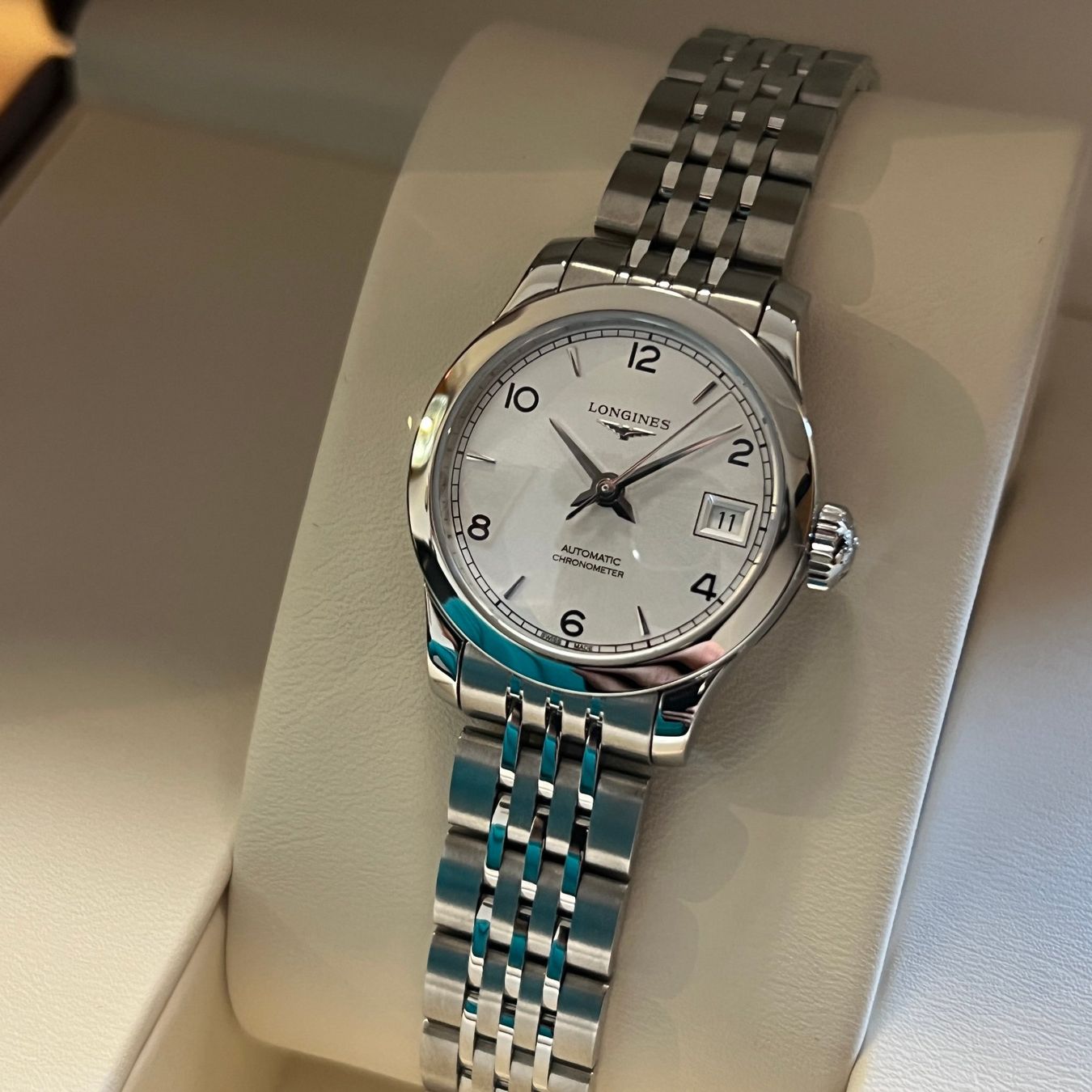 Longines Uhren: Longines Record Lady Automatic Full Set L2.320.4.76.6 – Gebraucht aus Carouge GE von Watchaser 2