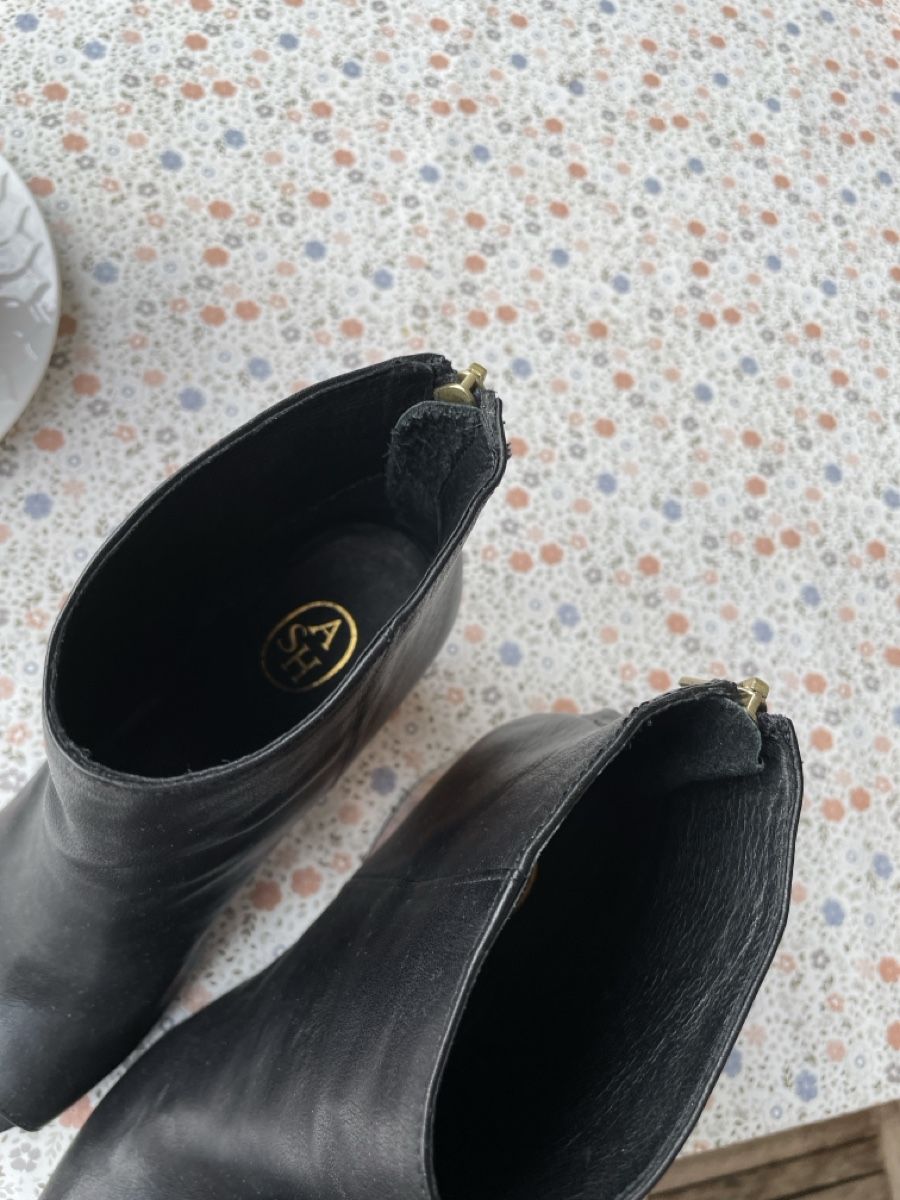 Ash Scarpe da donna: ASH Stiefelette, offen, Leder, schwarz, Gr.37 – Usato da Meilen venduto da delta-da-spica 3