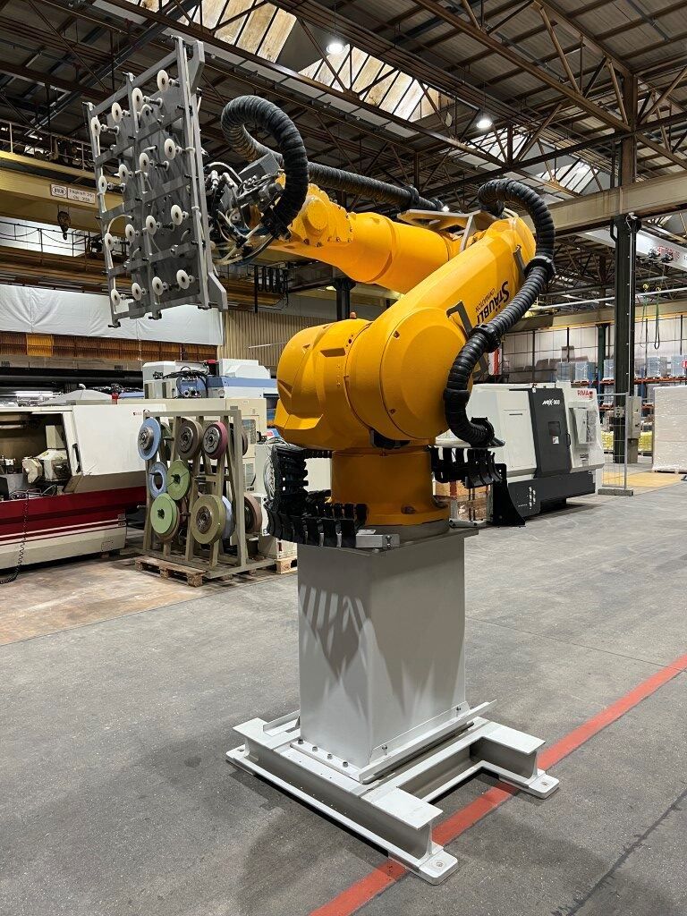 Altri prodotti elettronici: Stäubli TX200 L Roboter – Usato da Zuchwil venduto da dragosmd-maschinen 5