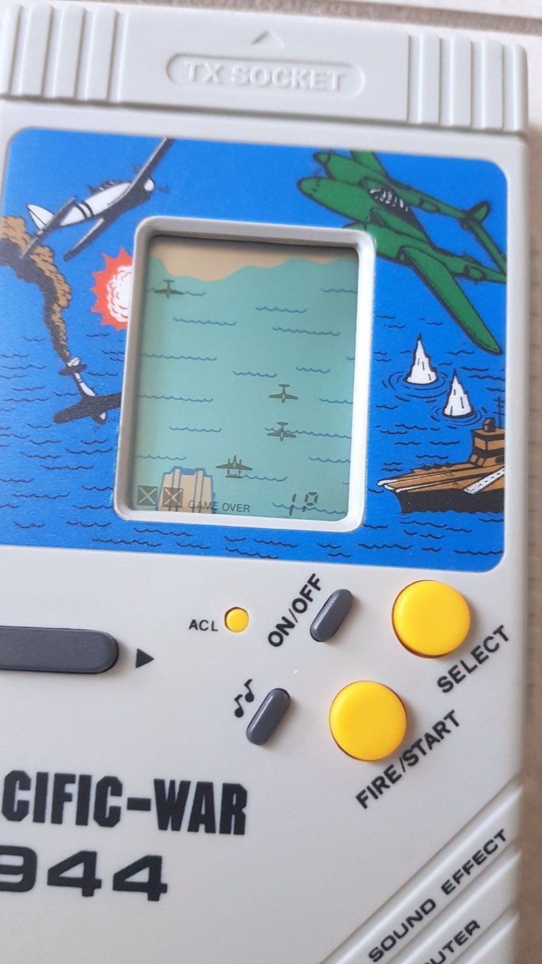 Console: PACIFIC-WAR 1944 HANDHELD – Usato da Spiegel b. Bern venduto da Natix 4