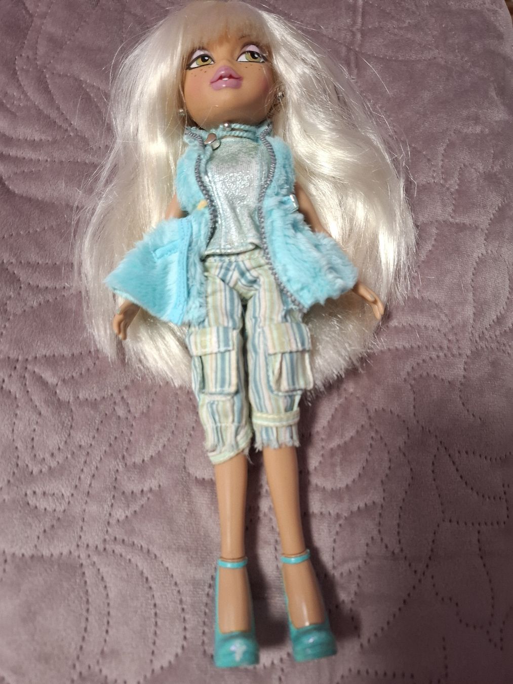 Puppen: Bratz Puppe blond mit blauer Weste  – Neu (gemäss Beschreibung) aus Netstal von Queen37 2