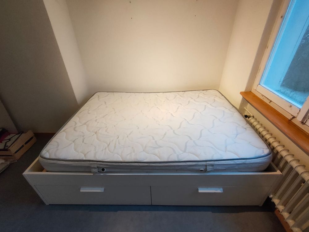 Double Bed with Mattress Kaufen auf Ricardo