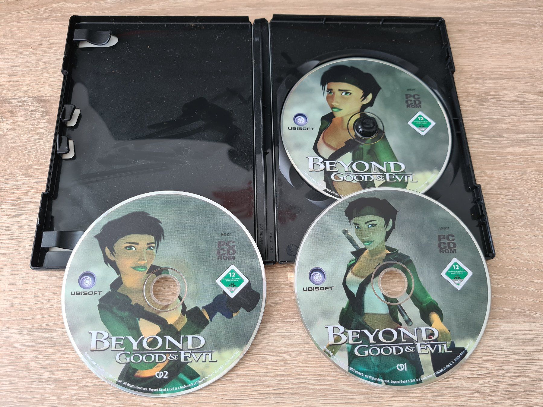 Spiele: Beyond Good & Evil (3 CD) (Multilanguage) - PC – Gebraucht aus Carouge GE von Franllo 2
