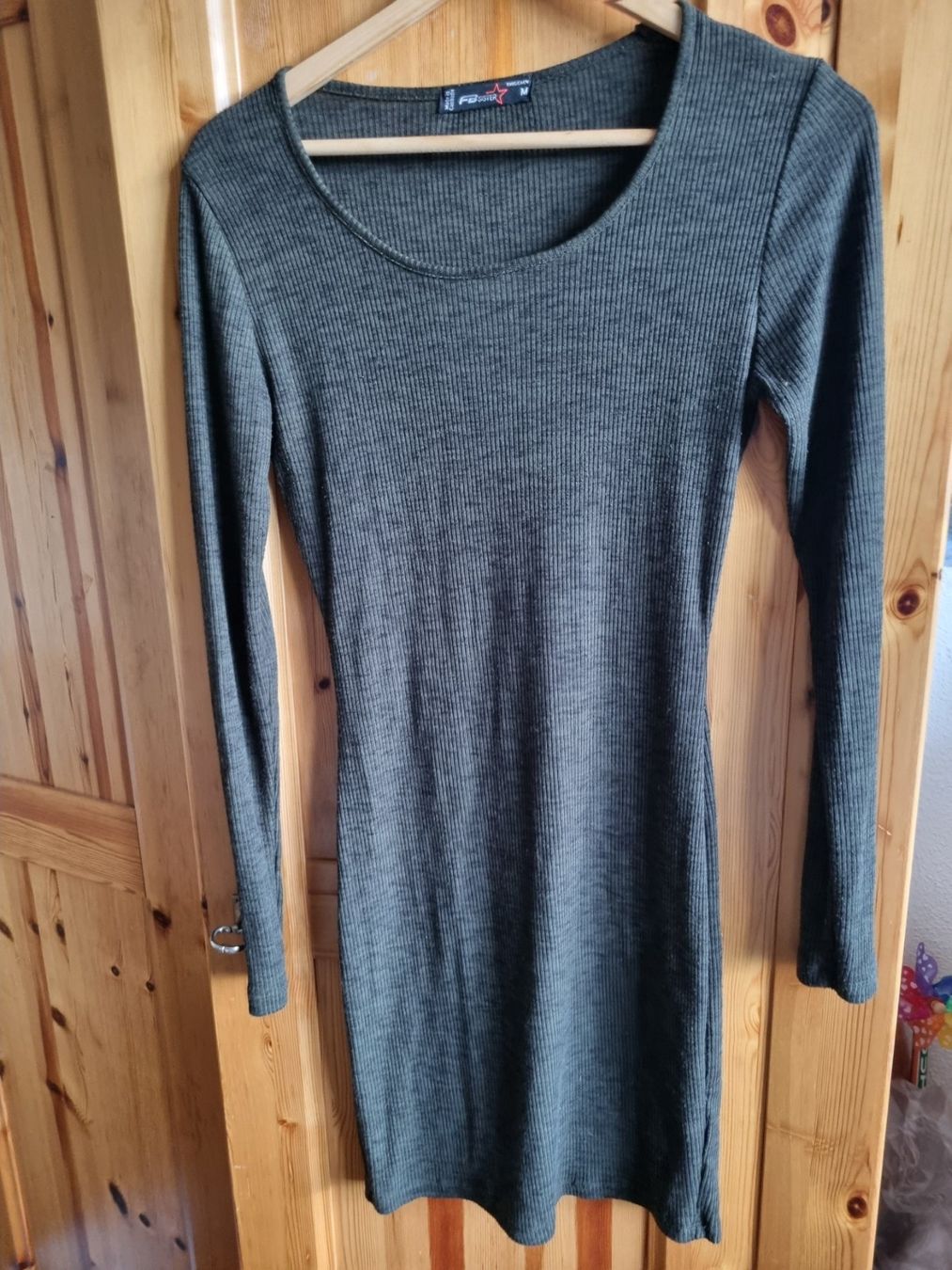 Vestiti: Olive bodycon dress – Usato da Rüti ZH venduto da irima_vanya